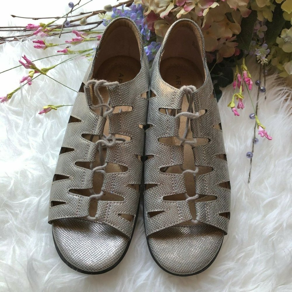 Array Beverly Silver Leather Snakeprint Peep Toe … - image 2